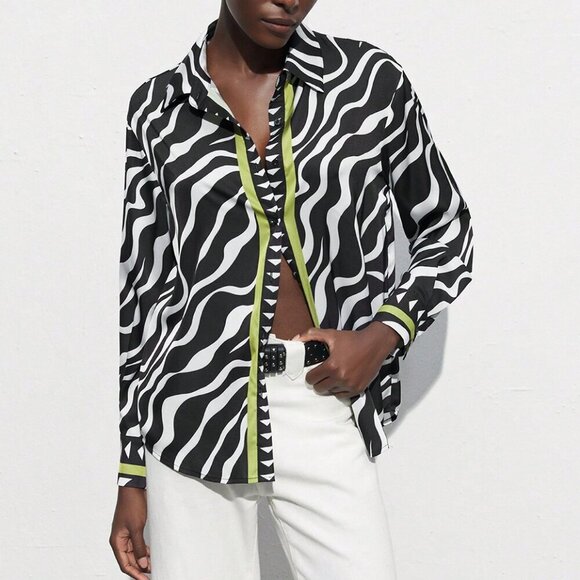 Black Casual Women's Round Neck Long Sleeve Zebra Print Shirt - Picture 1 of 8